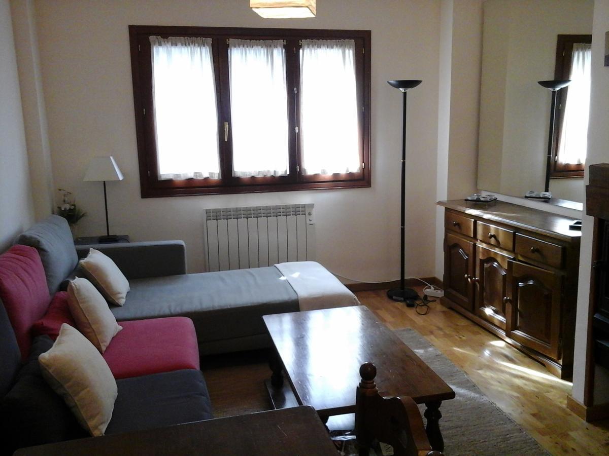 Apartamentos Tanau Baqueira Beret Exteriör bild