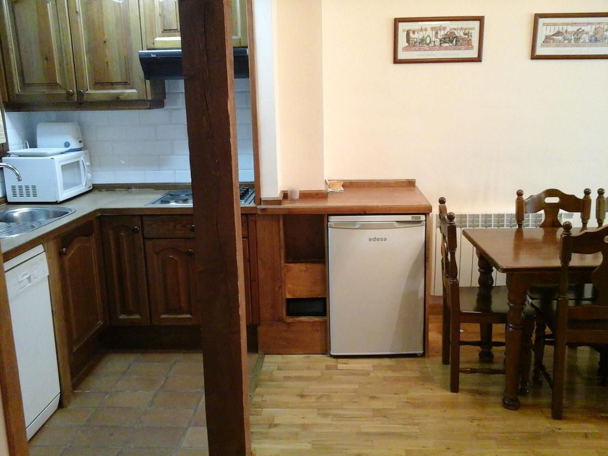 Apartamentos Tanau Baqueira Beret Exteriör bild